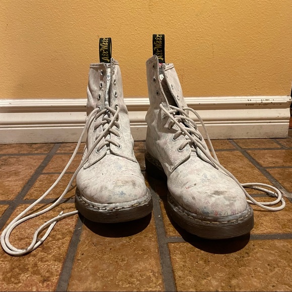 Dr.Martens Painted White Floral Delaney ankle boot - Picture 4 of 8